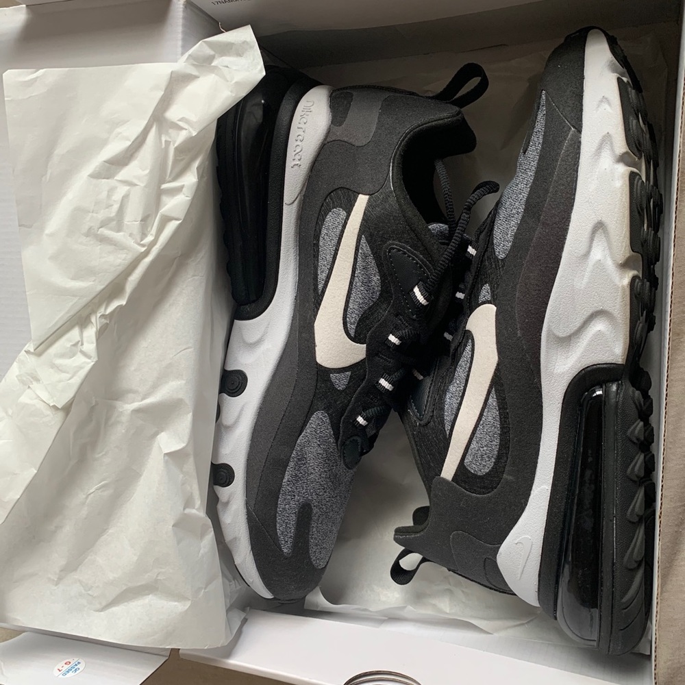 Air Max 270 React